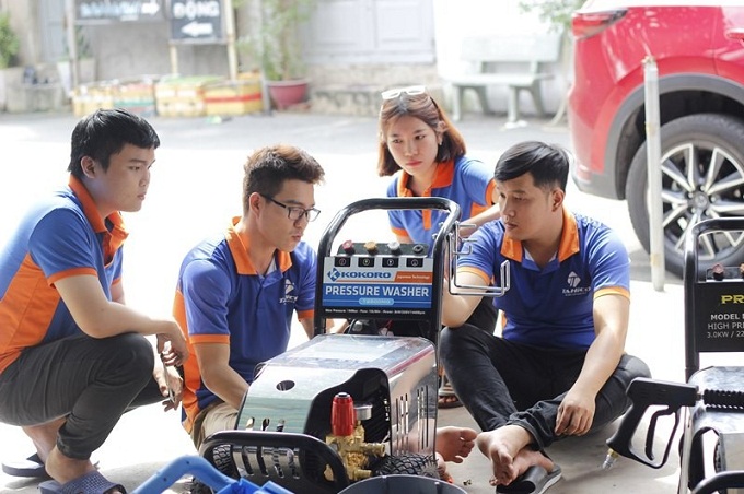 máy rửa xe áp lực cao