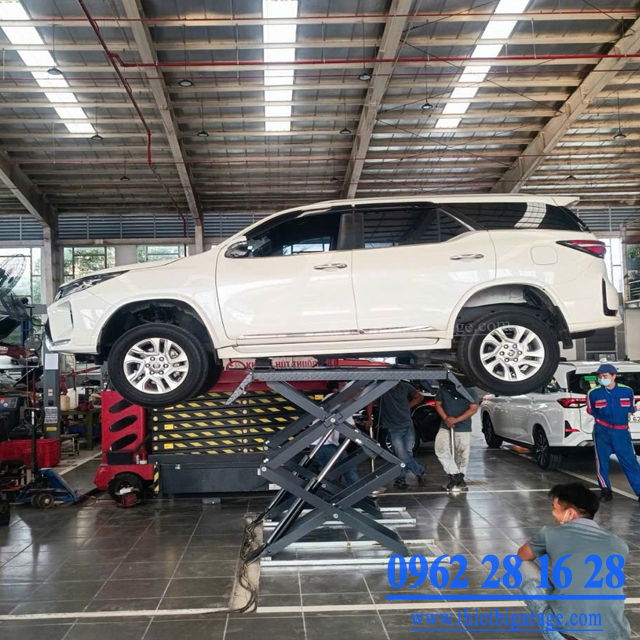 Cầu nâng cắt kéo nâng bụng JUMBO LIFT NT